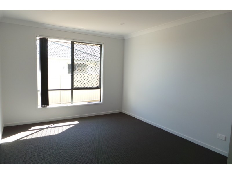 39 Tulipwood Crescent, Tamworth NSW 2340