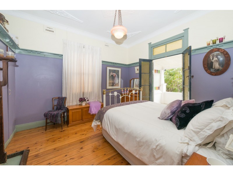 39 White Street, Tamworth NSW 2340