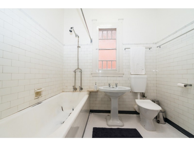 39 White Street, Tamworth NSW 2340