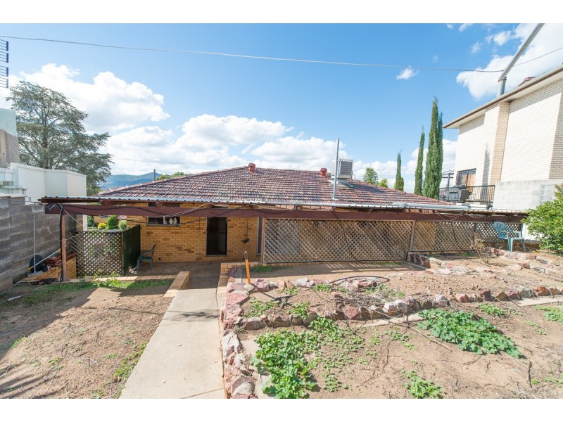 70 Croydon Avenue, Tamworth NSW 2340