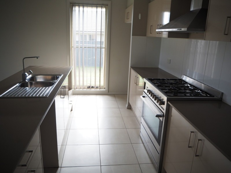 5 Regal Park Drive, Tamworth NSW 2340