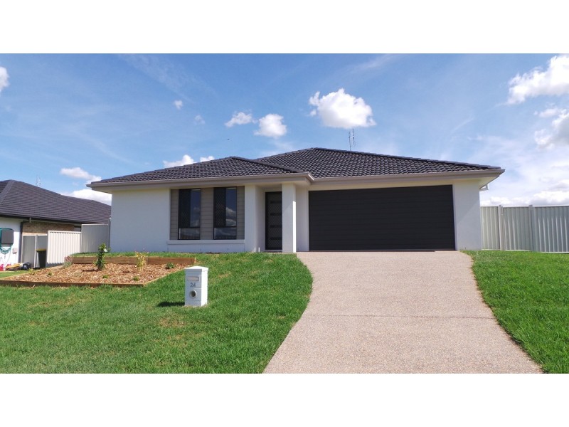 24 Drakeford Street, Tamworth NSW 2340