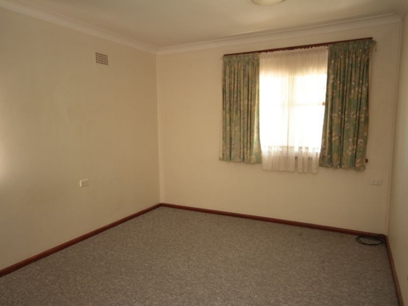 196 Manilla Road, Tamworth NSW 2340