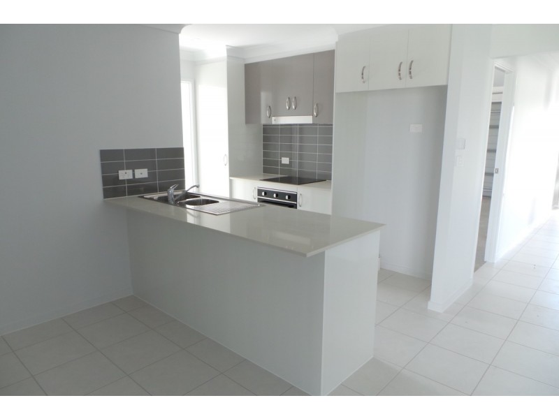 44 Tulipwood Cresent, Tamworth NSW 2340