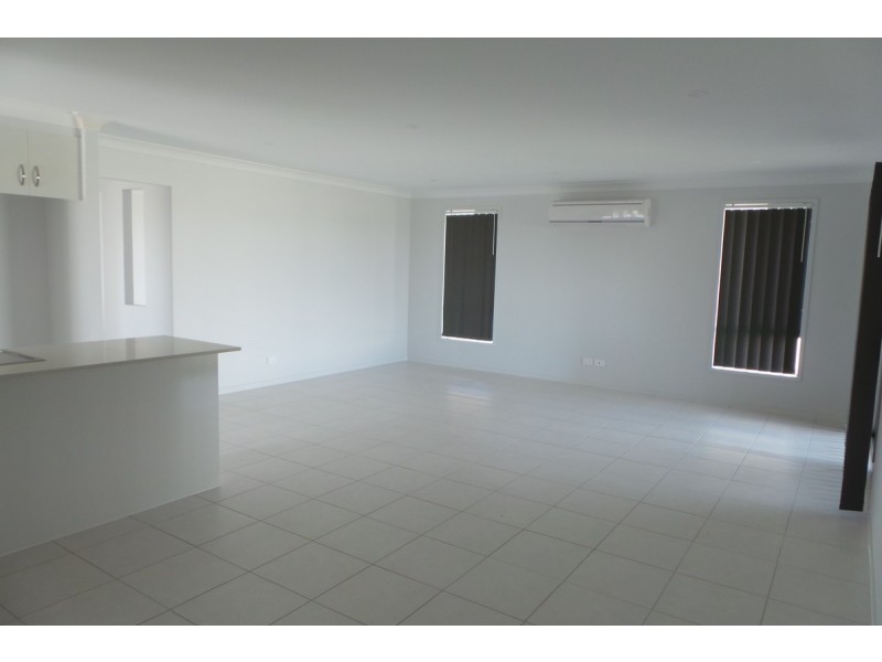 44 Tulipwood Cresent, Tamworth NSW 2340