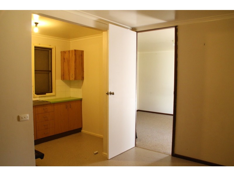 25 Sue Crescent, Tamworth NSW 2340