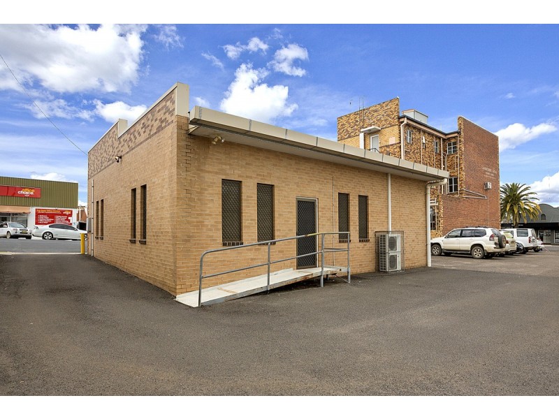 3/12A Bourke Street (Cnr Peel St), Tamworth NSW 2340