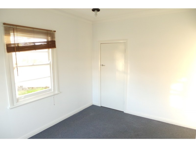 18 Bligh Street, Tamworth NSW 2340