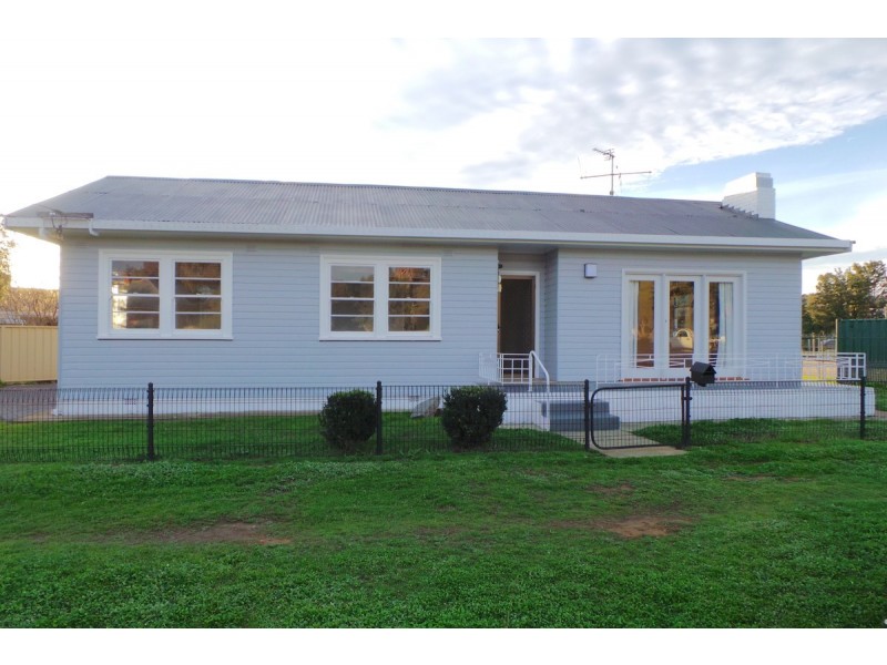 18 Bligh Street, Tamworth NSW 2340