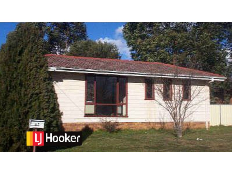 25 Sue Crescent, Tamworth NSW 2340