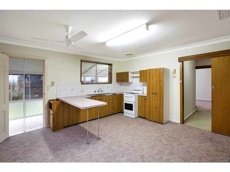 13 Grant Street, Tamworth NSW 2340