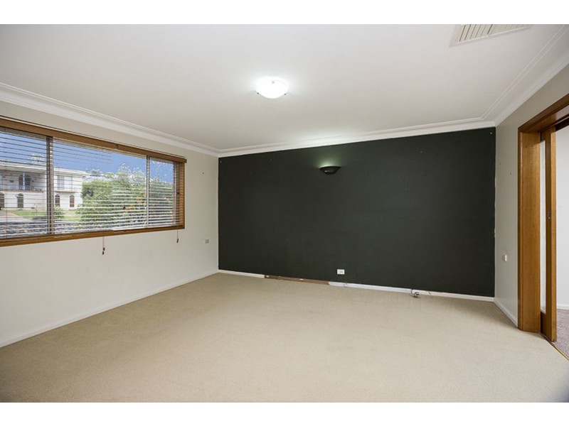 13 Grant Street, Tamworth NSW 2340