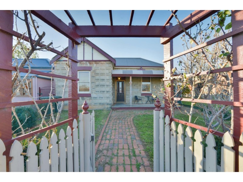 70 Marius Street, Tamworth NSW 2340