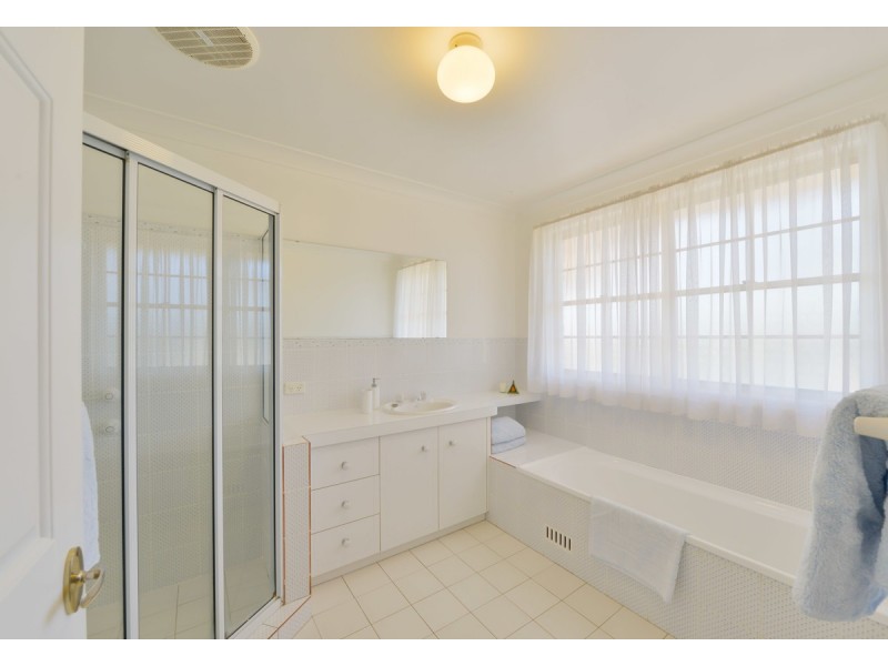 6 Paton Street, Tamworth NSW 2340