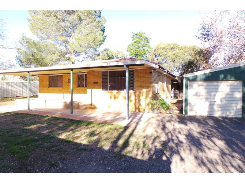 22 Joseph Brown Place, Tamworth NSW 2340