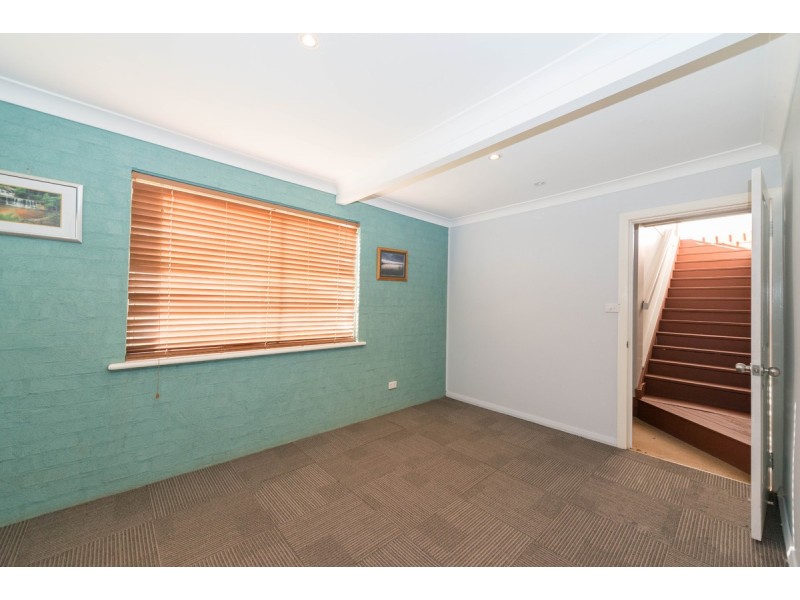 10 Yarral Avenue, Tamworth NSW 2340