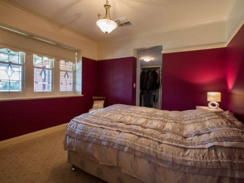 180 Carthage Street, Tamworth NSW 2340