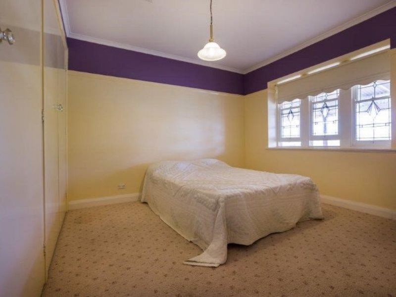 180 Carthage Street, Tamworth NSW 2340
