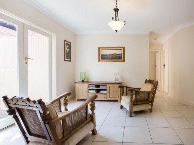 180 Carthage Street, Tamworth NSW 2340
