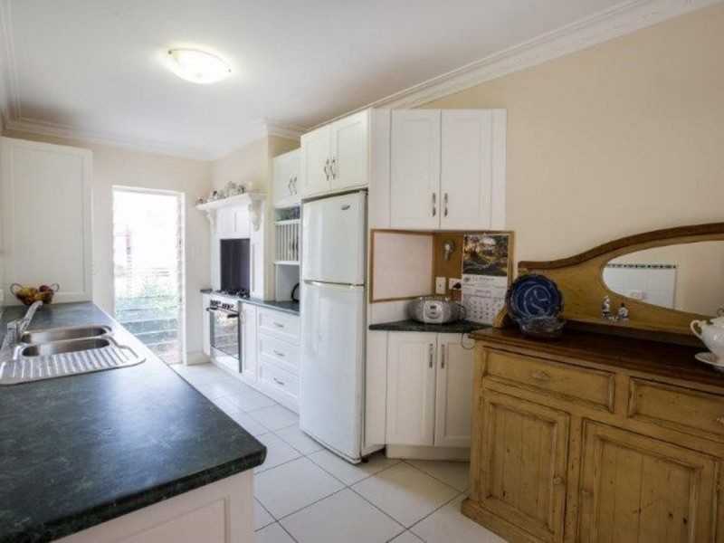 180 Carthage Street, Tamworth NSW 2340