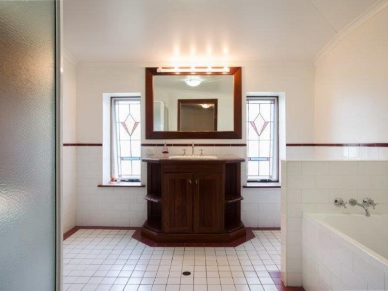 180 Carthage Street, Tamworth NSW 2340