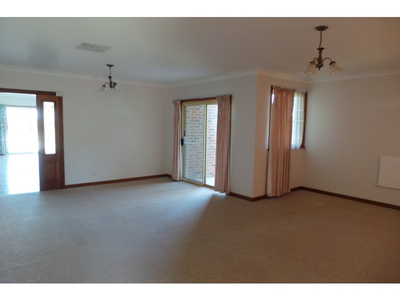 9 Napier Street, Tamworth NSW 2340