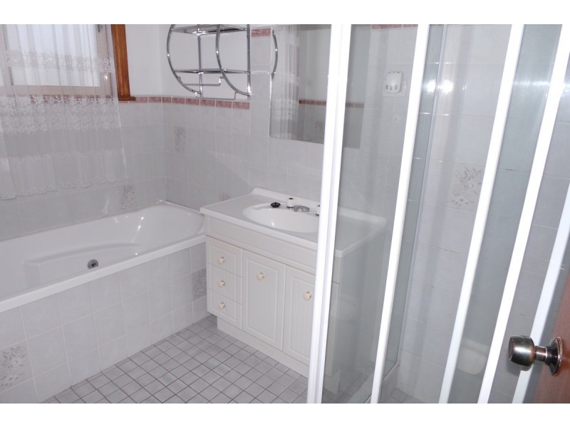 9 Napier Street, Tamworth NSW 2340