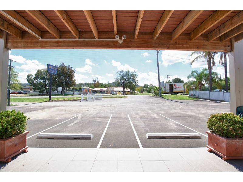 1021 Armidale Road, Tamworth NSW 2340