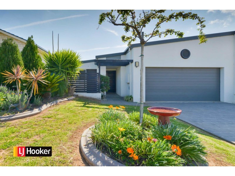 1/50 Peregrine Avenue, Tamworth NSW 2340