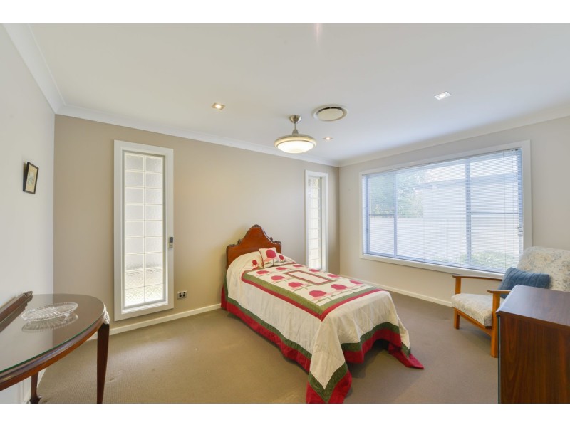 1/50 Peregrine Avenue, Tamworth NSW 2340