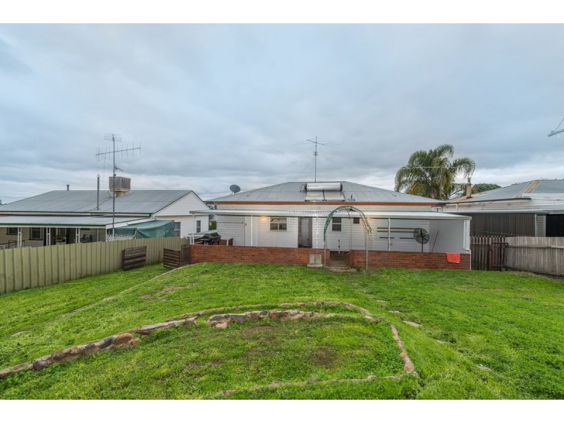 17 Riverview Street, Tamworth NSW 2340