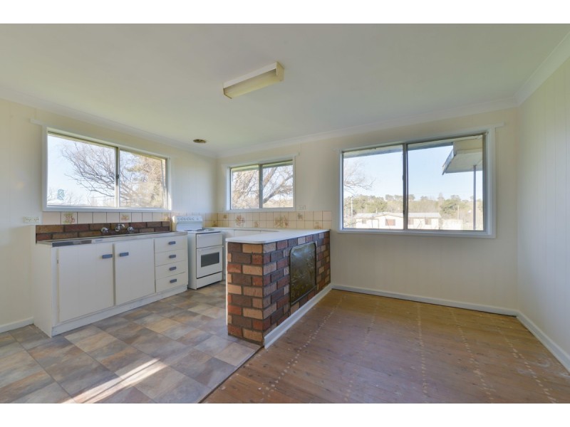 6 Charles Street, Bendemeer NSW 2355