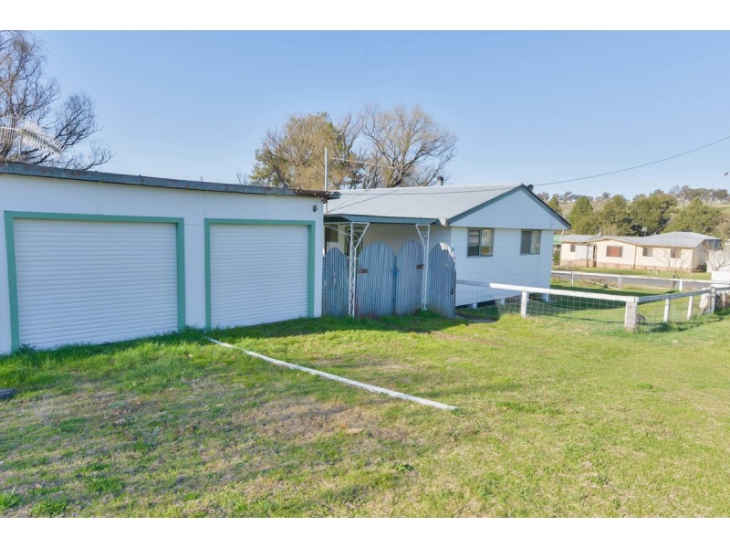 6 Charles Street, Bendemeer NSW 2355