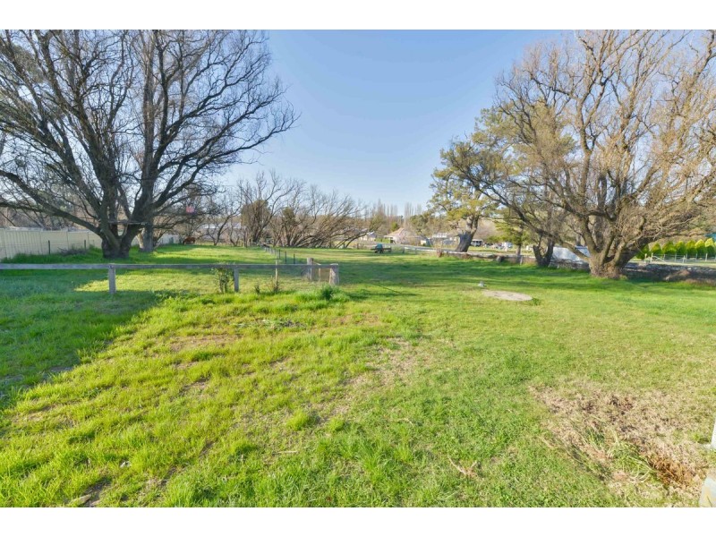 6 Charles Street, Bendemeer NSW 2355