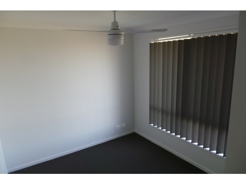 1/56 Tulipwood Cresent, Tamworth NSW 2340