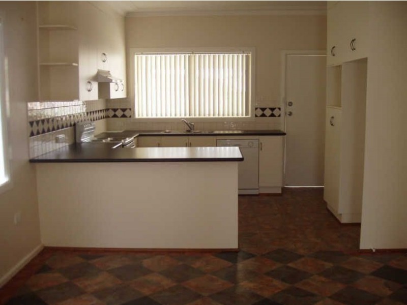 34 Bell Street, Tamworth NSW 2340