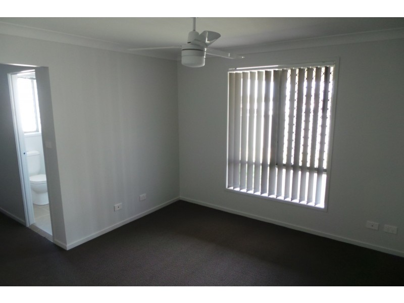 55 Tulipwood Cresent, Tamworth NSW 2340