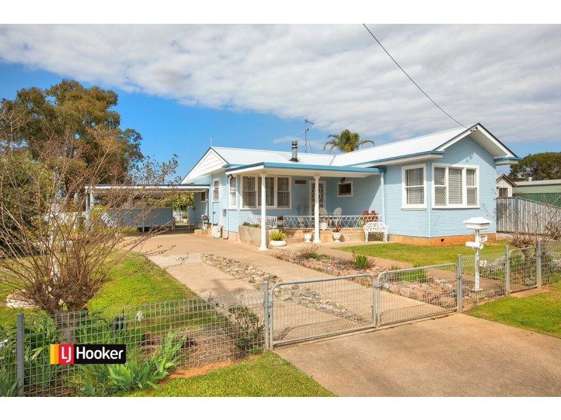 27 Wilburtree Street, Tamworth NSW 2340
