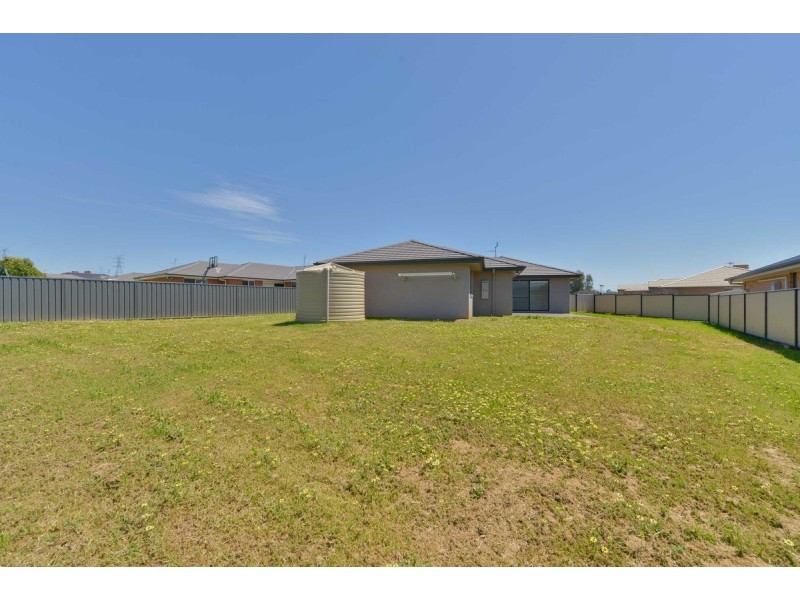 15 Rosella Avenue, Tamworth NSW 2340