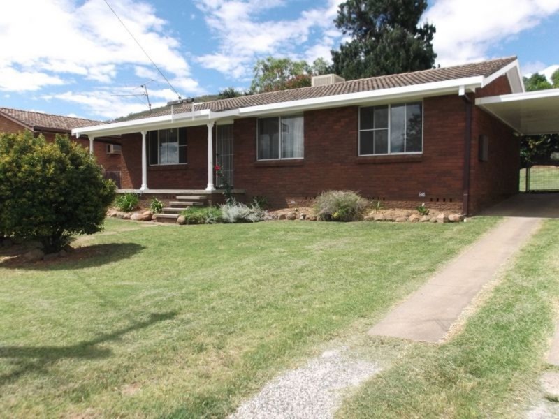 14 Queen Street, Tamworth NSW 2340