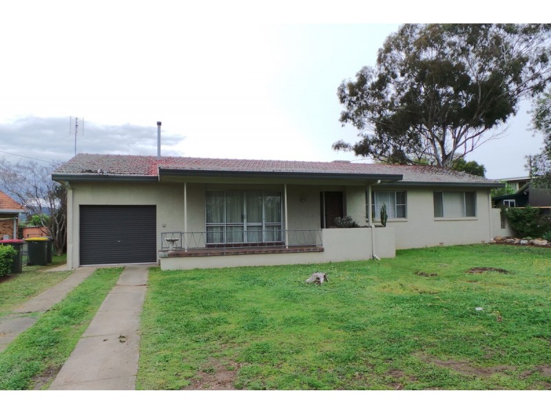 1 Campbell Road, Tamworth NSW 2340