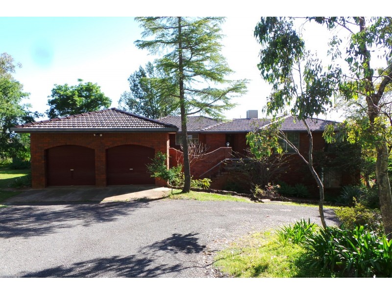 27 Mornington Crescent, Tamworth NSW 2340