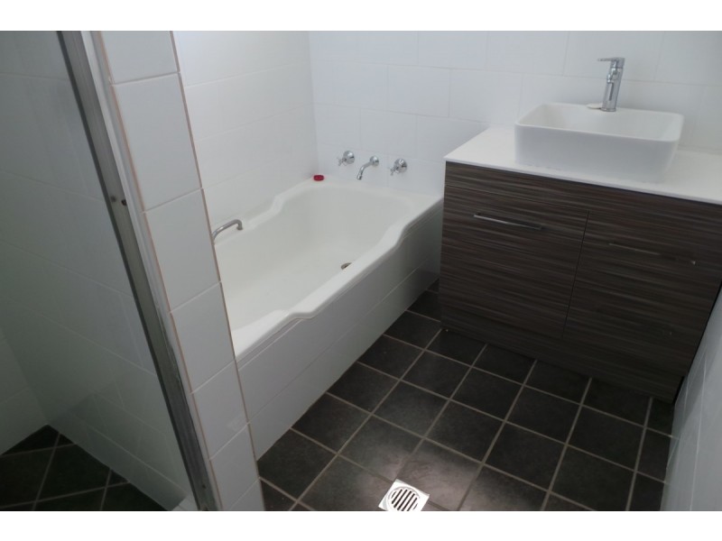 27 Mornington Crescent, Tamworth NSW 2340