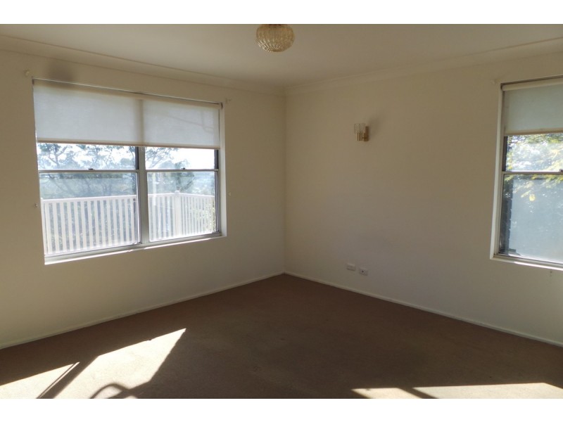 27 Mornington Crescent, Tamworth NSW 2340