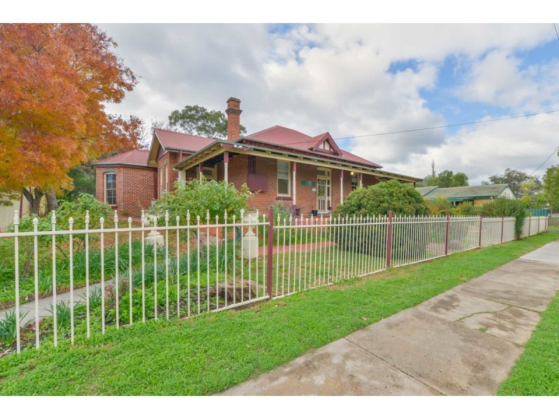 162 Carthage Street, Tamworth NSW 2340