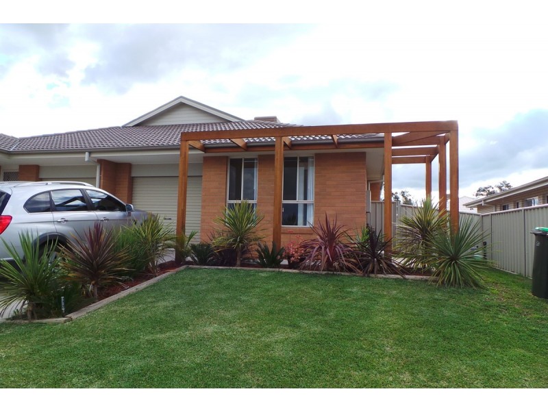 8 Rosehill Place, Tamworth NSW 2340