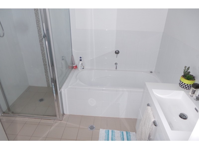 8 Rosehill Place, Tamworth NSW 2340