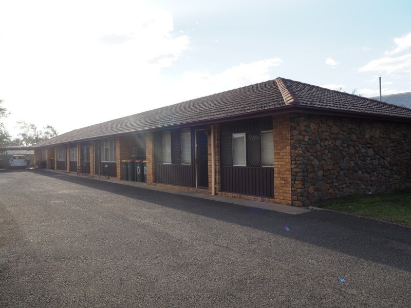 8/9-13 Diane Street, Tamworth NSW 2340