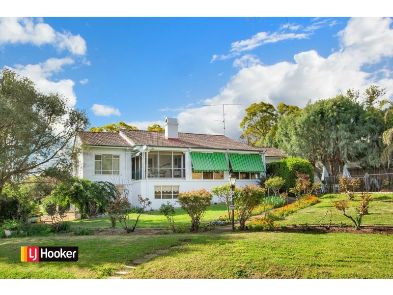 156 Napier Street, Tamworth NSW 2340