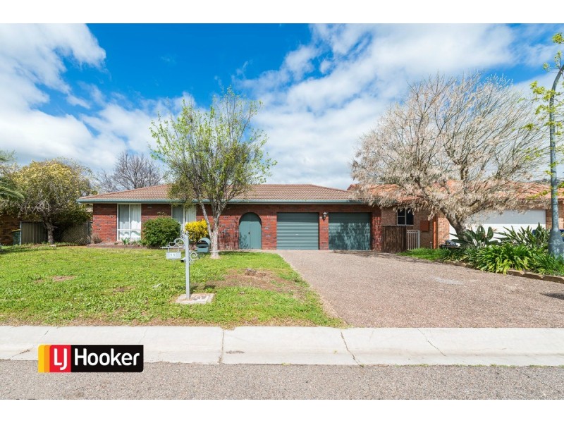 11 Woodbry Crescent, Tamworth NSW 2340